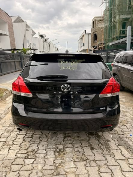 A picture of Toyota venza 2011 xle