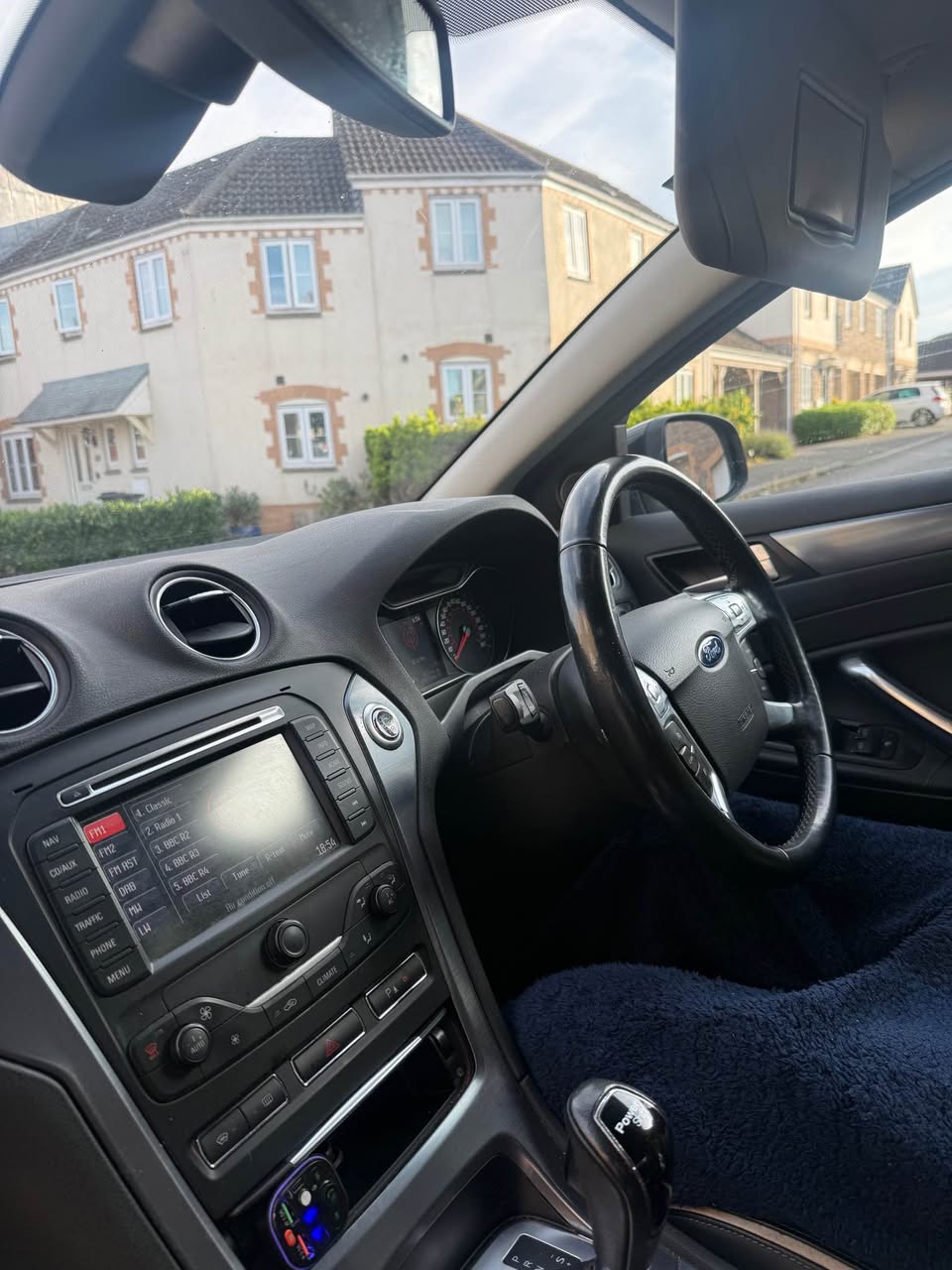 ford mondeo