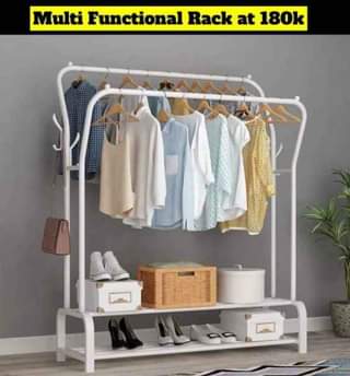 A picture of Shoe racks 0759594082