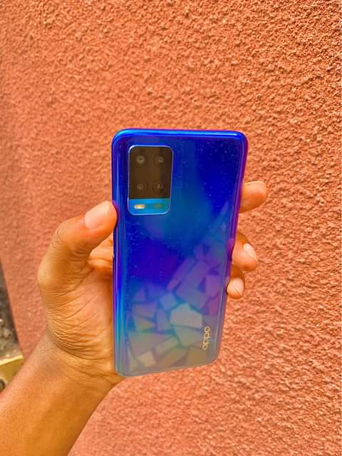 A picture of oppo A54