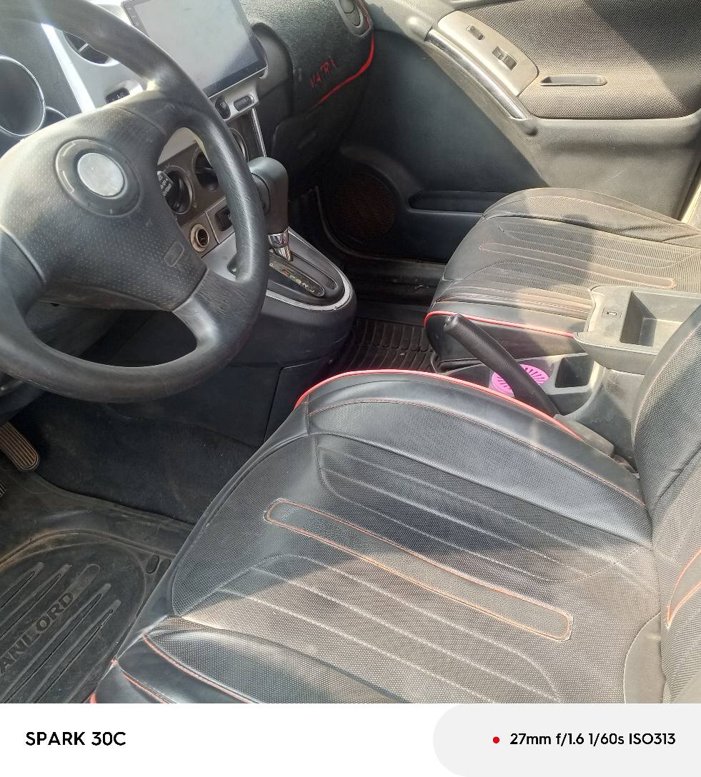 A picture of Pontiac vibe with Sound Engine Good Gearbox Neat interior Good