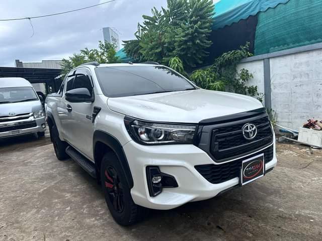 A picture of 2019 TOYOTA HILUX REVO ROCCO