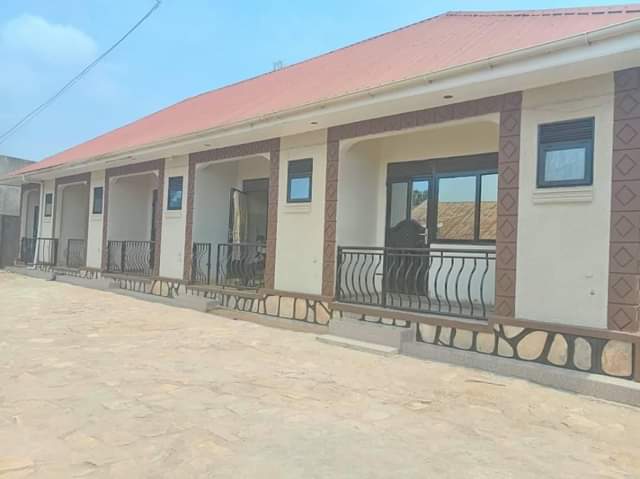 A picture of Double room rentals for sale at bweyogerere