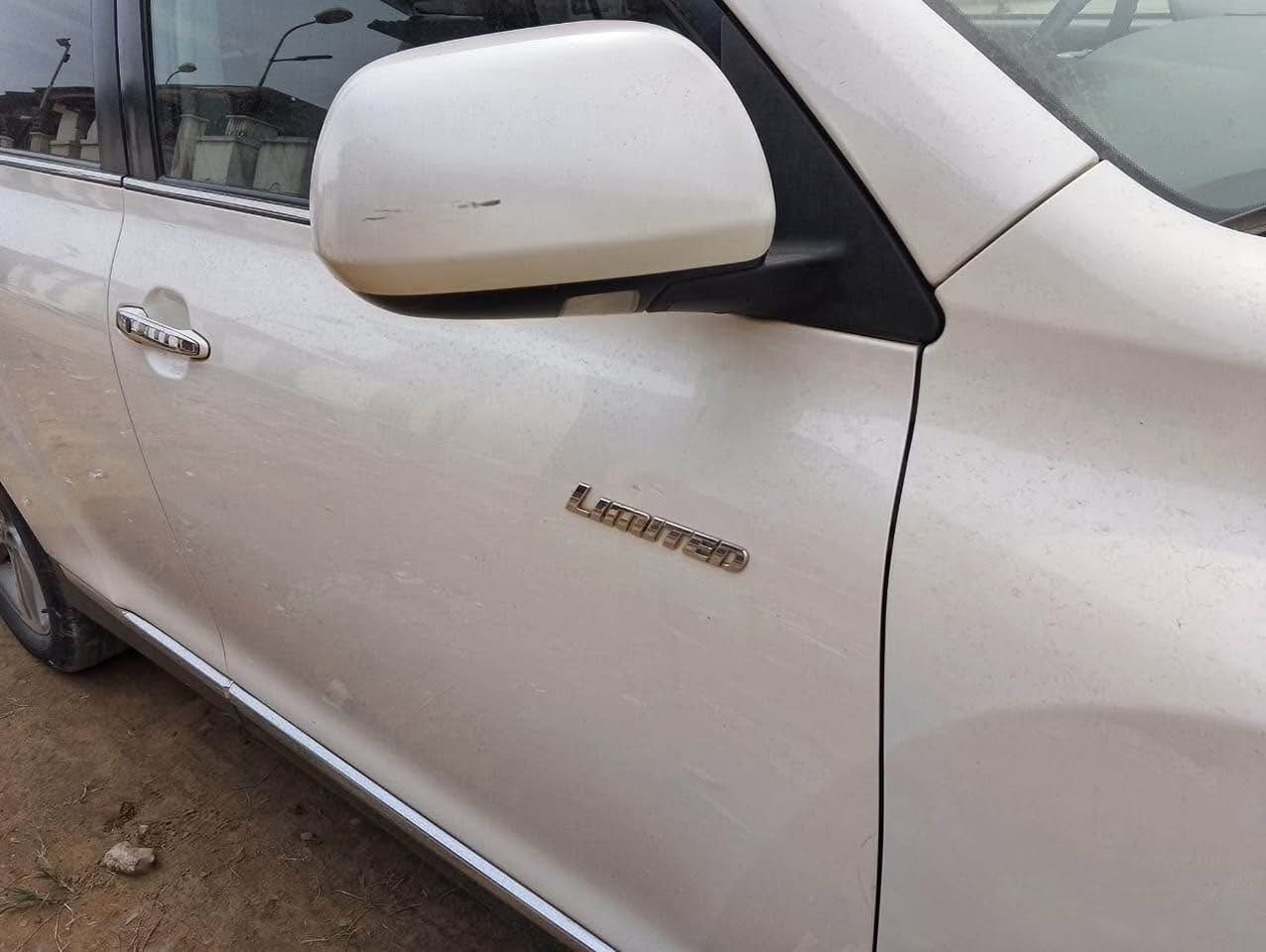 A picture of Toyota Highlander 2012 Toks Limited Accident free Full option 21m