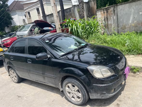 A picture of Kia rio 2006 automatically