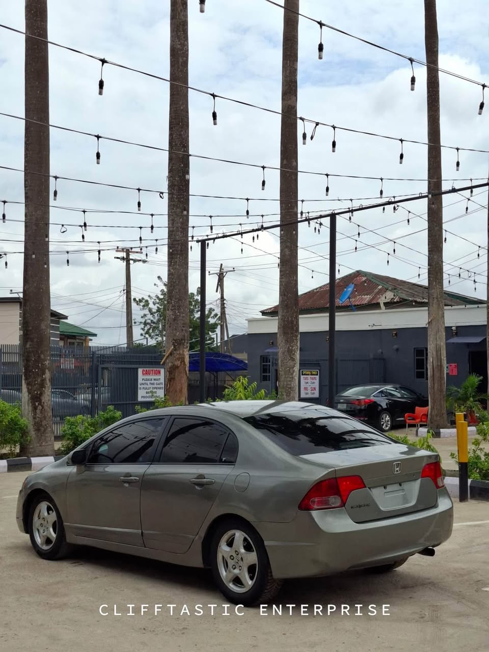 A picture of HONDA CIVIC 07