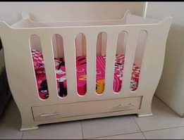 baby cot bed