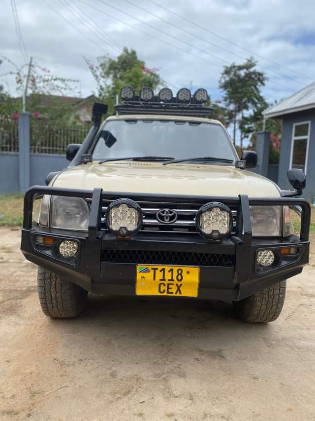 toyota land cruiser