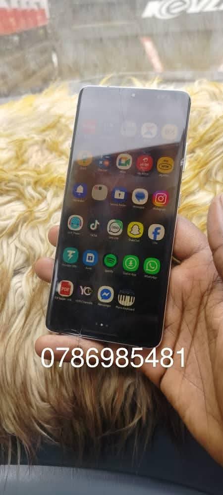 A picture of SAMSUNG S21 ULTRA 128GB