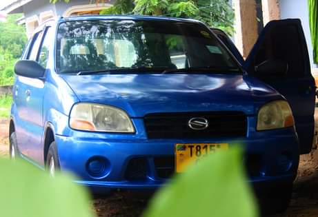 A picture of 2002 SUZUK SWIFT Swift