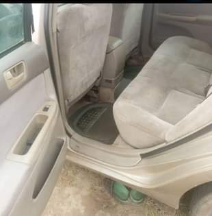 A picture of Toyota Camry 04 painted on first body Buy and repackage