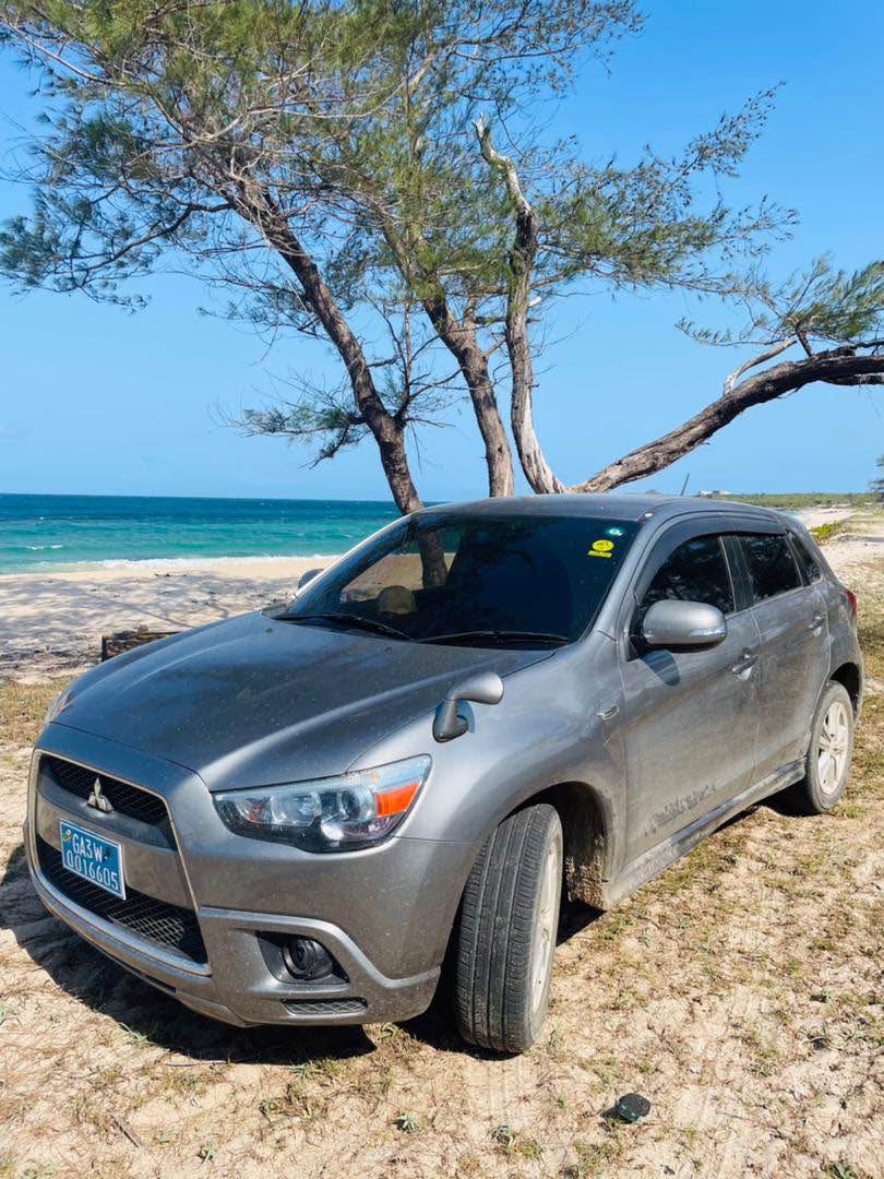 A picture of Mitsubishi RVR 2011