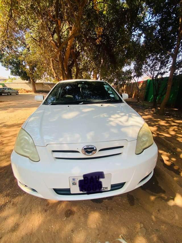used toyota runx