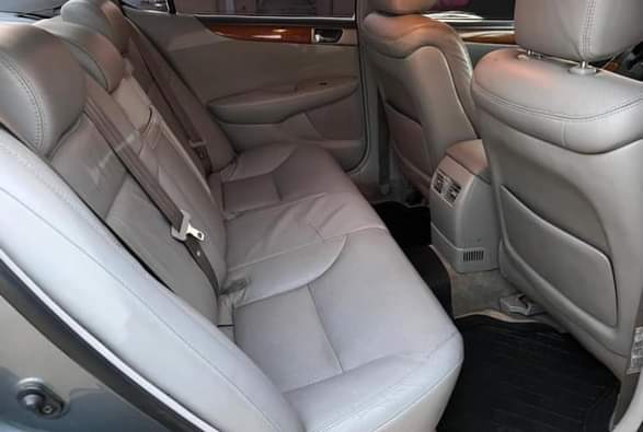 A picture of Lexus ES330 Neatly uesd first body Nothing to fix buy