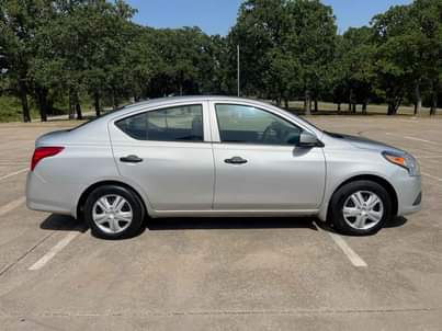 A picture of 2016 Nissan Versa S Sedan 4D