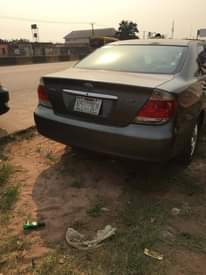 A picture of 04 Toyota Camry LE