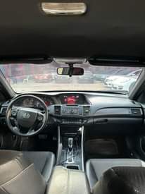 A picture of 2017 HONDA ACCORD