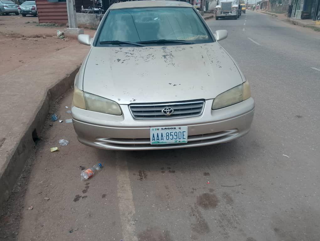 A picture of Toyota Camry 2001 manual gear engine gear AC 08061269253