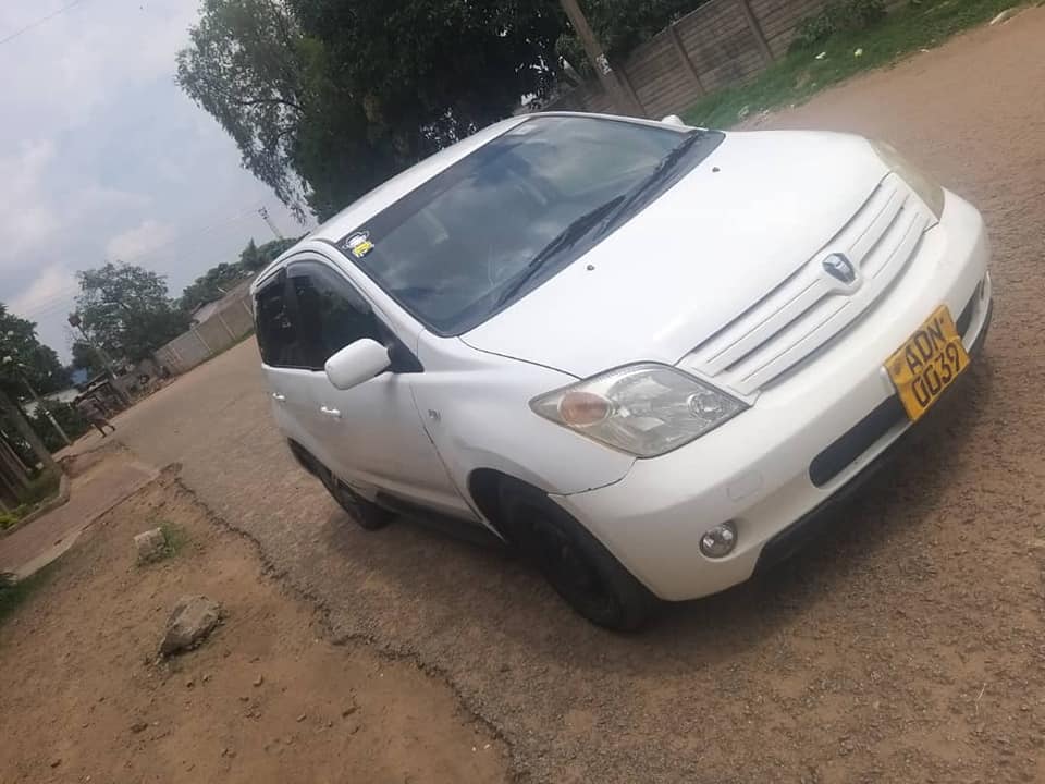 used toyota ist