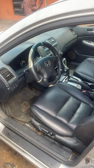 A picture of Honda Accord engine gear AC working 1 6m