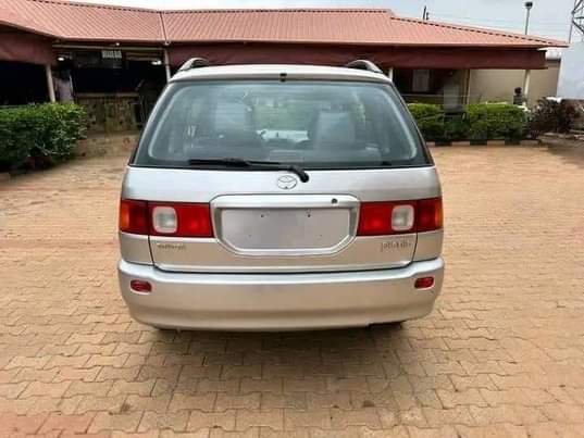 A picture of Toyota picnic