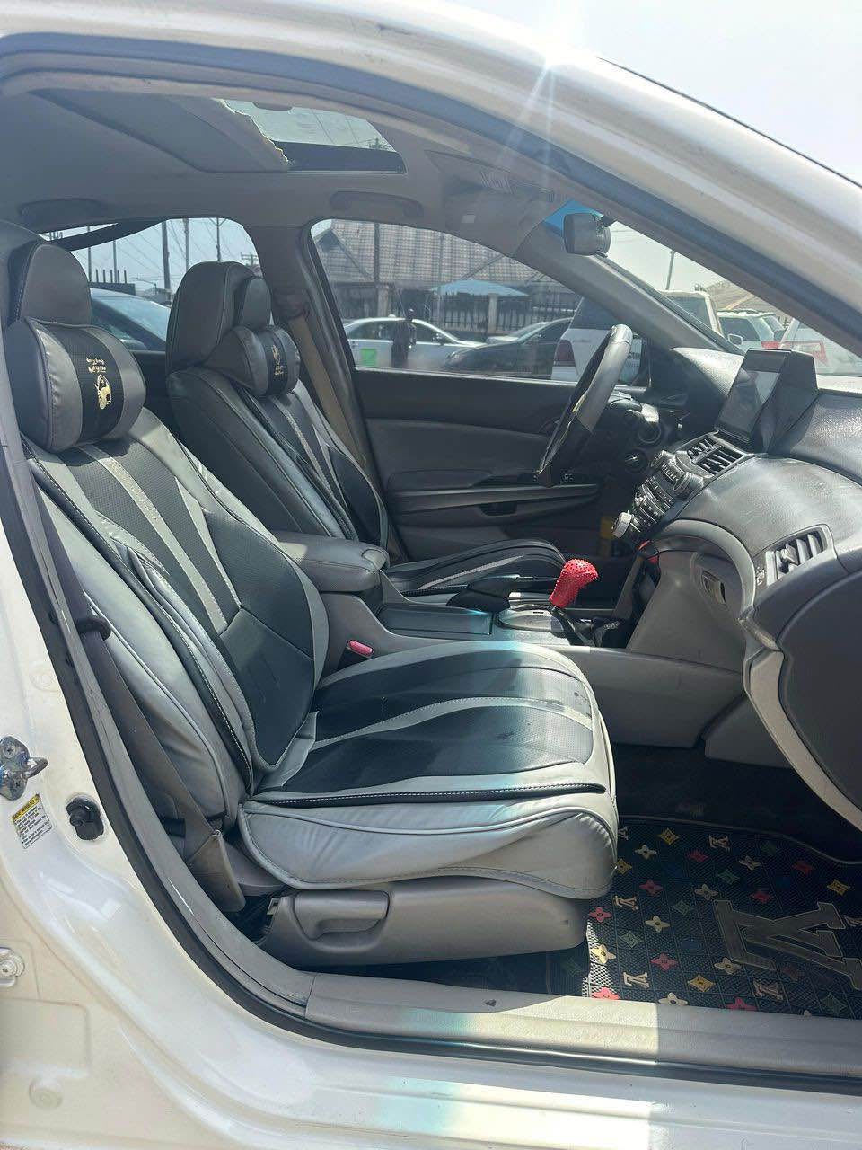A picture of 2009 HONDA ACCORD