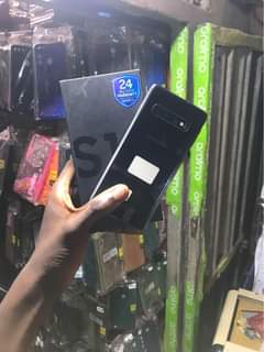 A picture of Samsung S10