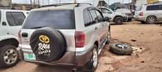 A picture of 2003 Toyota RAV4