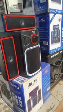 A picture of Woofer on sell 135k in banda kireka call me 0704678066