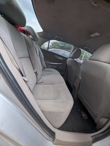 A picture of EXTREMELY CLEAN 2010 TOYOTA COROLLA IN EXCELLENT CONDITION UNTAMPERED ENGINE