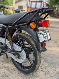 A picture of Boxer 125cc Call WhatsApp 0766670030 Maongezi yapo
