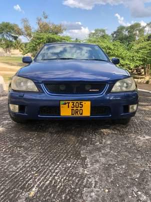 used toyota altezza