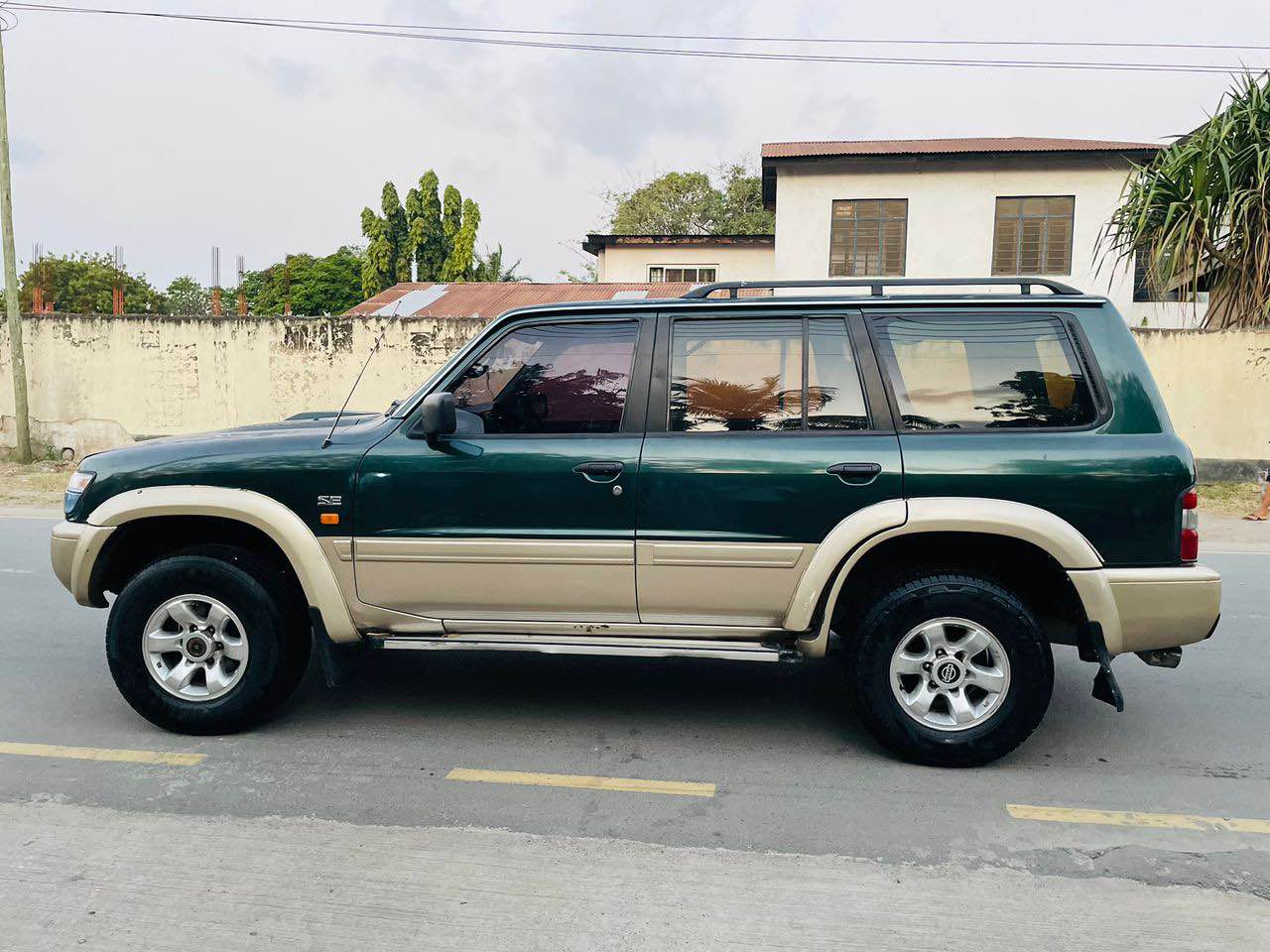 A picture of  UMEUA KINOMA NISSAN PATROL TD61 TURBO DIESEL THE KING