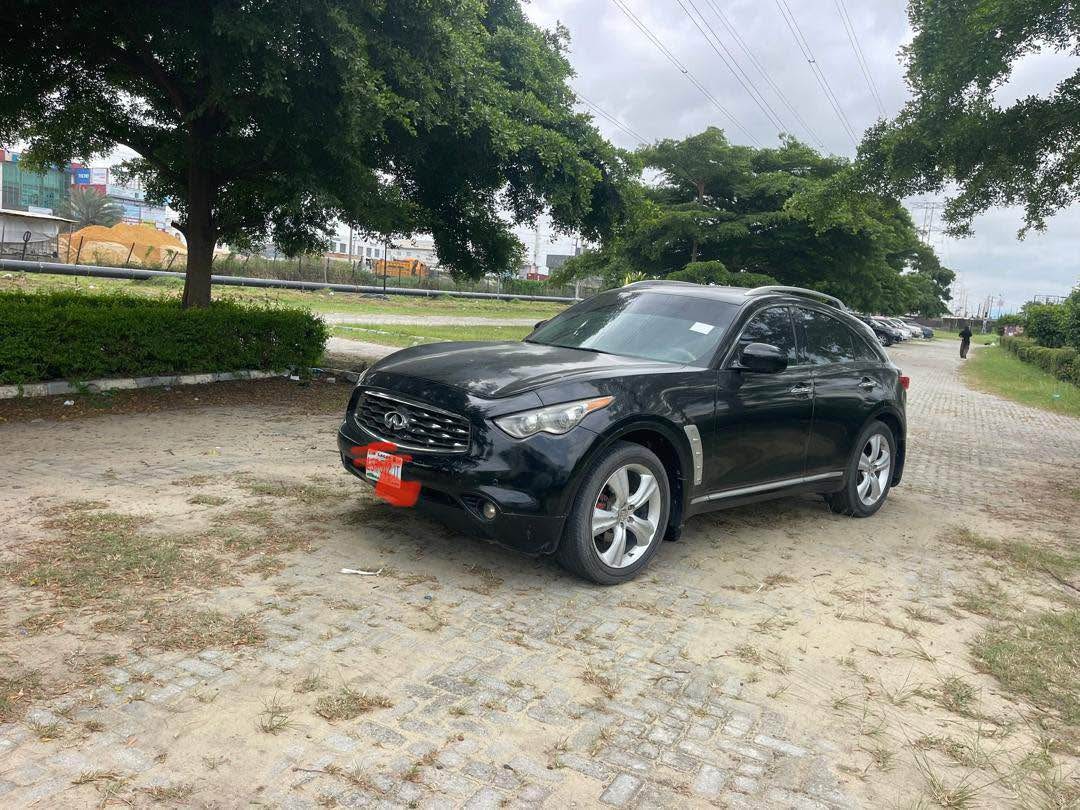 A picture of Infinity fx35