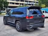 A picture of TOYOTA LAND CRUISER V8