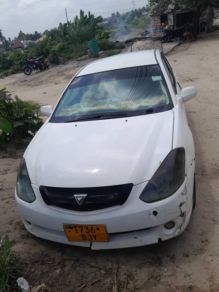 A picture of Toyota caldina