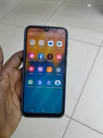 A picture of Samsung A20
