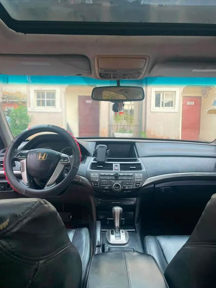 A picture of 2010 Honda accord