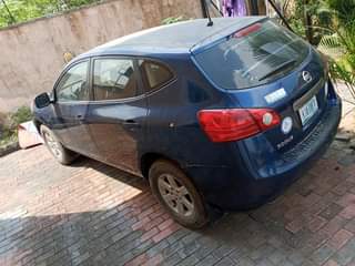 A picture of Nissan rogue 2008 First body