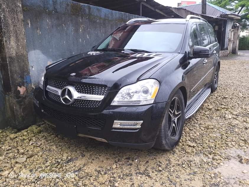 A picture of Super clean Mercedes Benz GL 450 for sale in Uyo