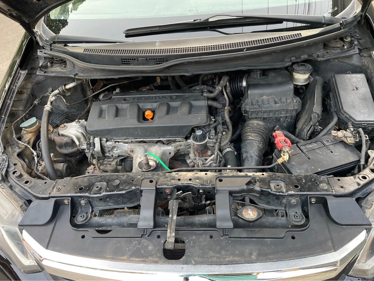 A picture of HONDA CIVIC 2012 09166919337