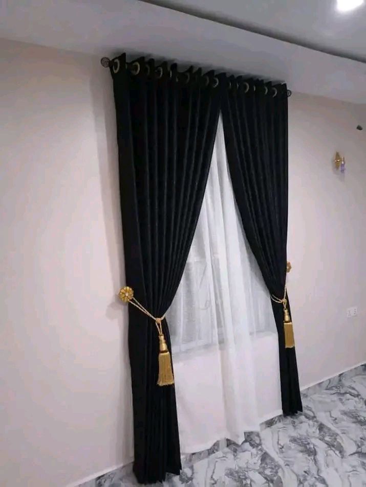 A picture of Curtains