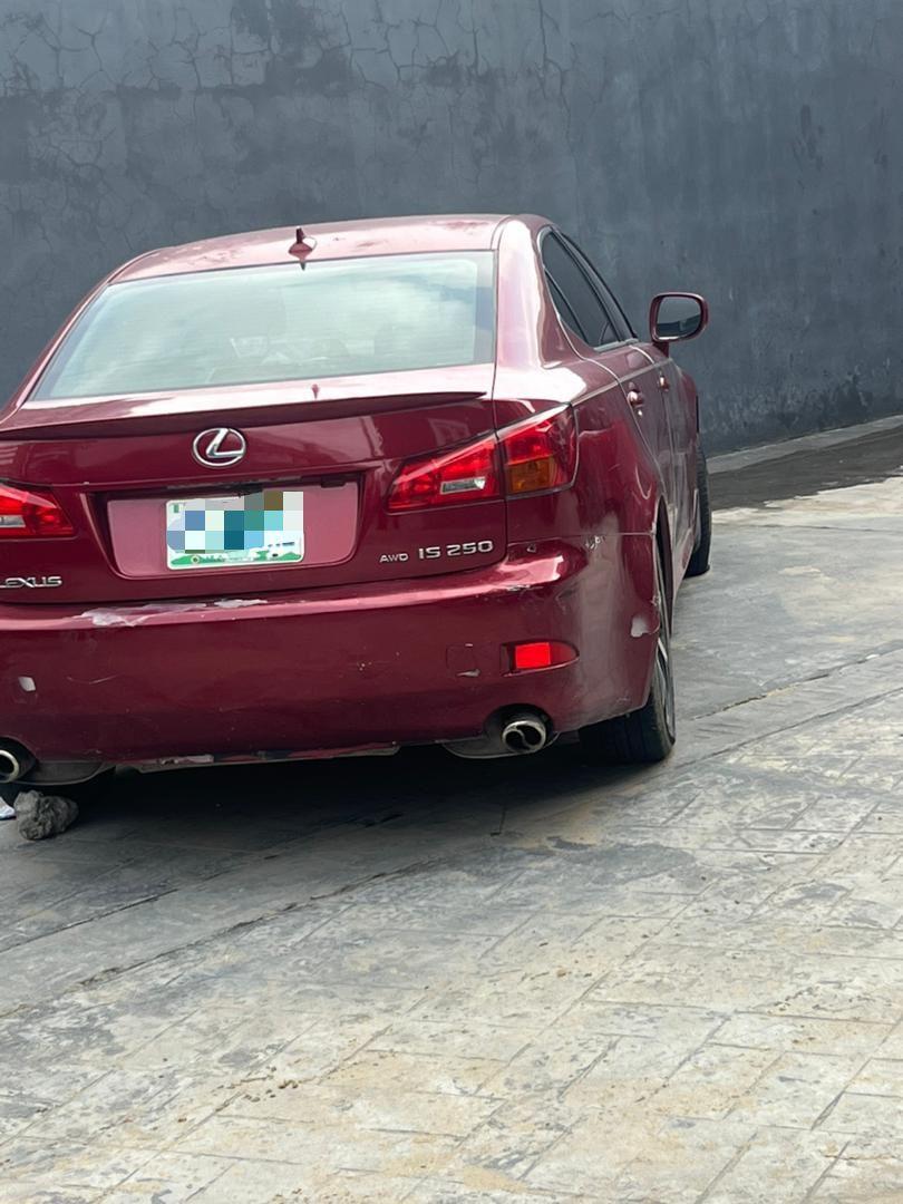 A picture of 2010 Is250 lexus