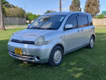 used toyota sienta