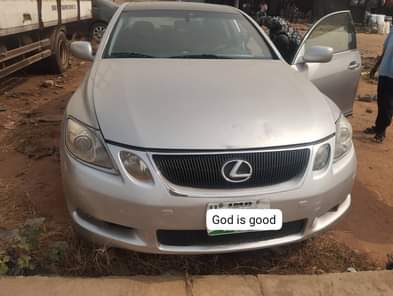 A picture of Lexus Gs300 Everything is working No single fault Few months