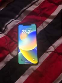 A picture of Iphone 11pro max 64gb with receipt dm me in interested