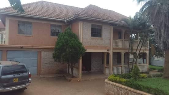 A picture of A mansion