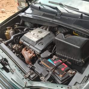 A picture of Toyota Sienna working perfectly for sale AC Engine and gear