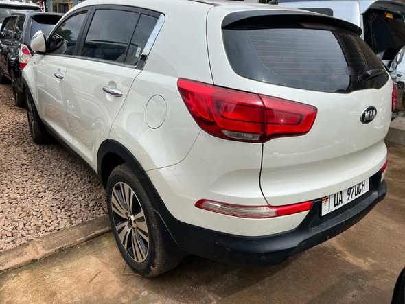 A picture of Kia 2014 for sale 30millions call 0755622807