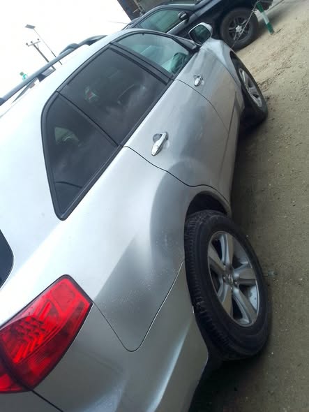 A picture of 08 MDX